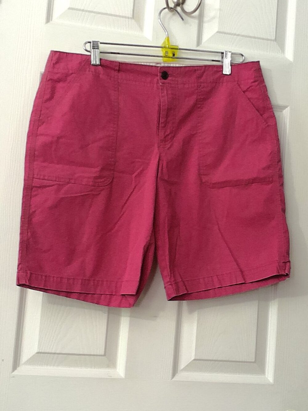 Classic Women's Pink Utility Short with Front Pockets